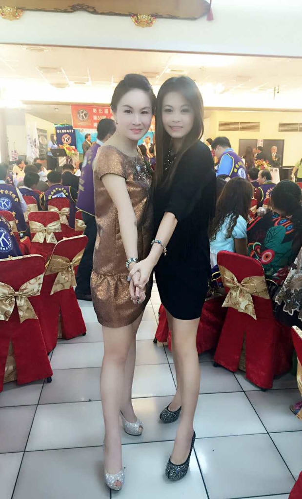 29天清一百吨垃圾，正妹靓机壮丽环岛行