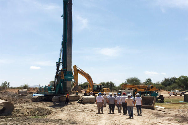 3044am永利集团智能入岩神器在东非肯尼亚获赞，，，人好装备好