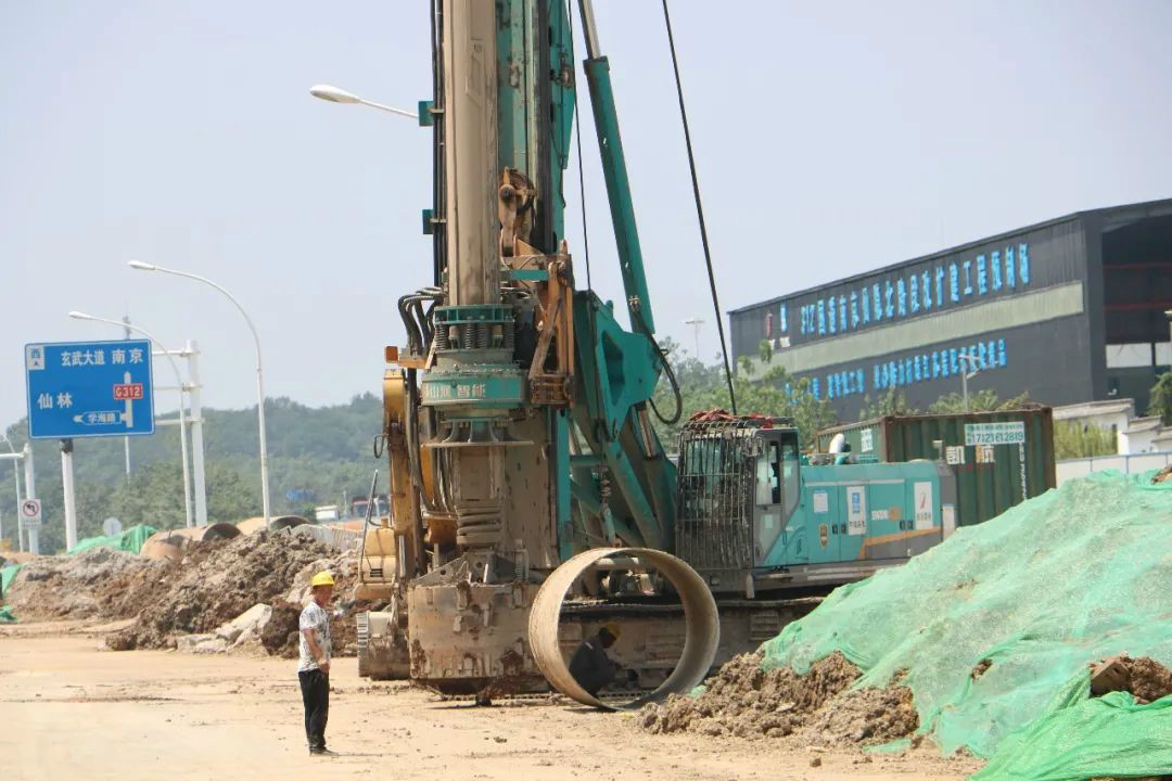 强悍体现赢青睐！！！3044am永利集团智能360H旋挖钻助力南京312国道改扩建