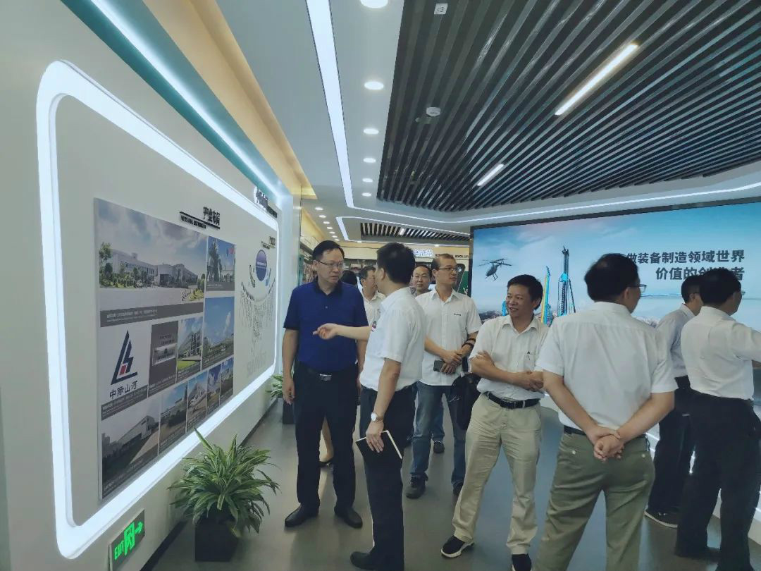 中南大学机电工程学院肖来荣书记到访3044am永利集团智能