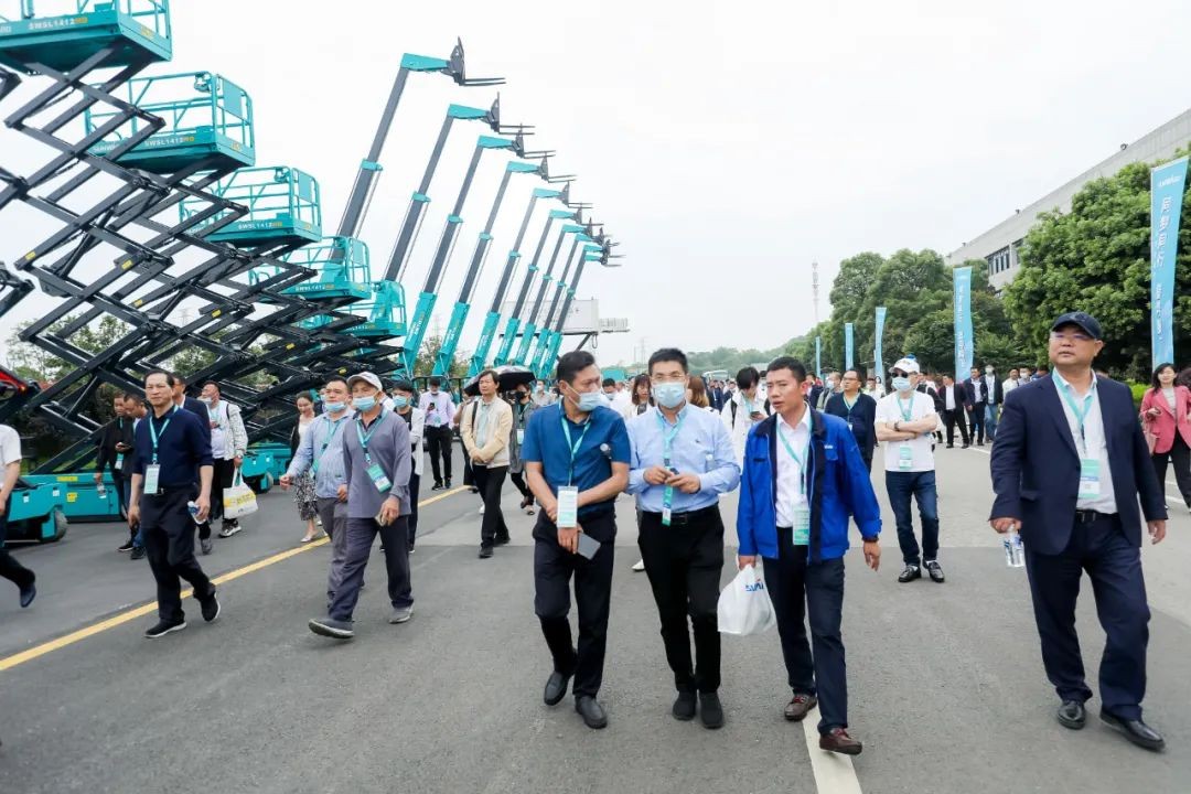 “爆品”出击！3044am永利集团智能客户交流会签约超8亿元