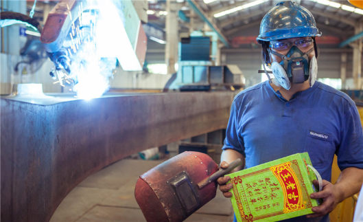 我们有清凉做伴，高温也能潇潇洒洒