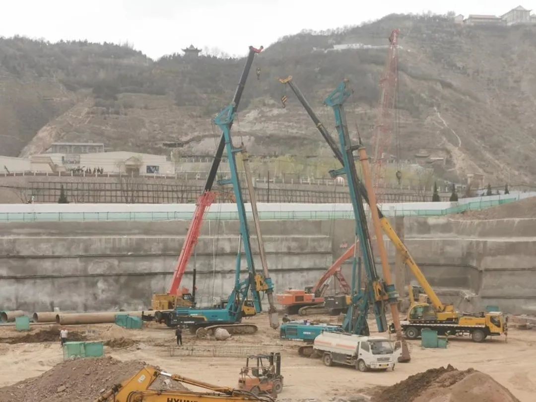 金戈铁马工程路 风雨无阻选3044am永利集团