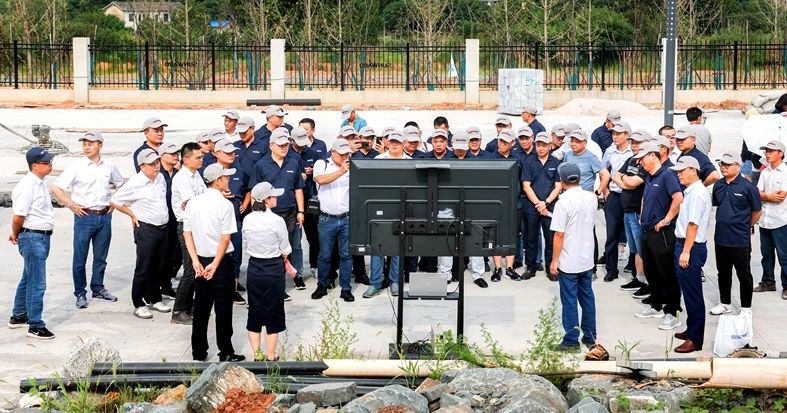 再升级！！3044am永利集团智能“矿山猛士”极限破碎现场直击