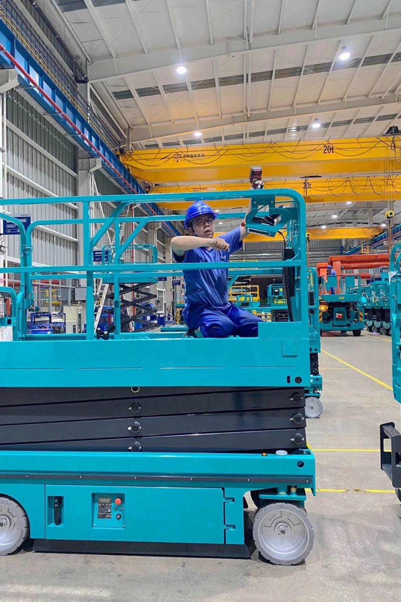 3044am永利集团智能“蓝精灵”们在通俗岗位的坚守与奉献