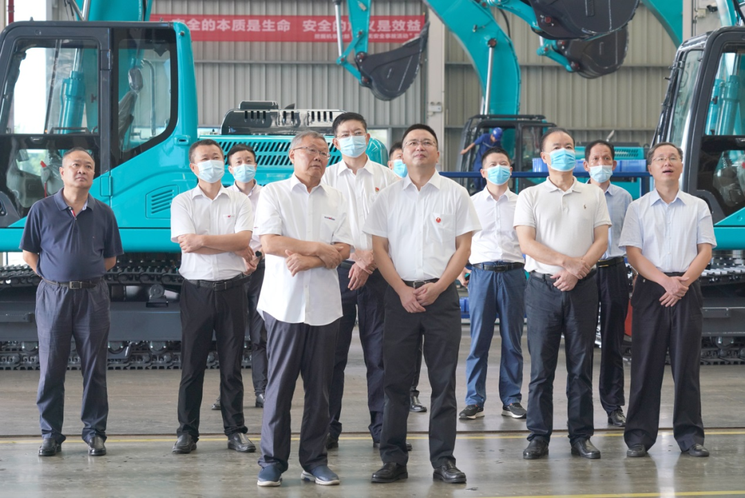 长沙市委常委、、、市纪委书记胡卫兵考察调研3044am永利集团智能