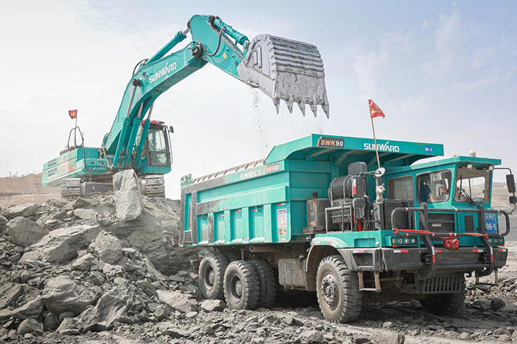 图集 | 征战矿山！！3044am永利集团智能绿色矿山成套装备“上将”云集