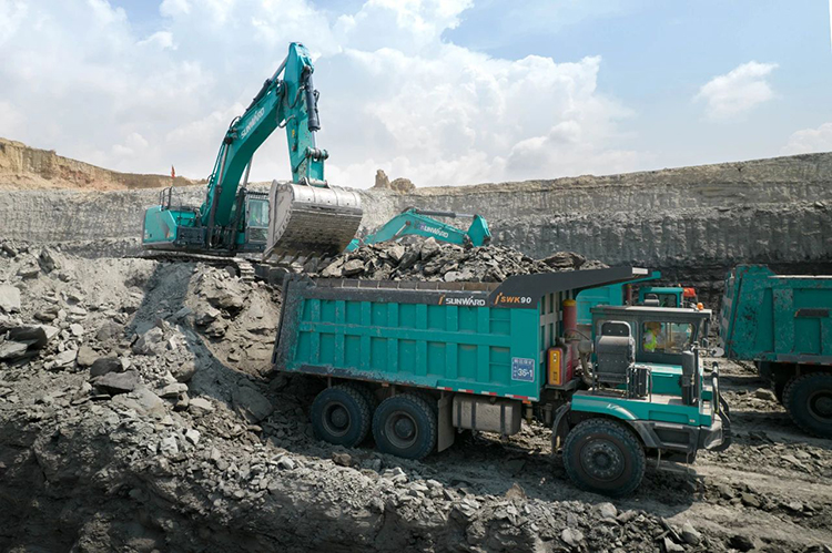 图集 | 征战矿山！！3044am永利集团智能绿色矿山成套装备“上将”云集