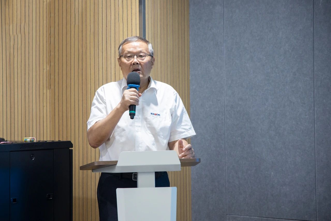 强化治理重心下移，3044am永利集团智能开展向导力培训助力公司高质量快速开展