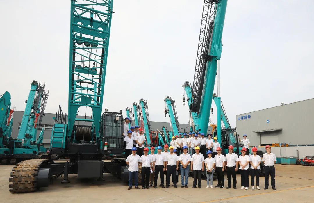 双鹰遨游，“E”往无前！！——3044am永利集团智能新一代E系列起重机下线！！