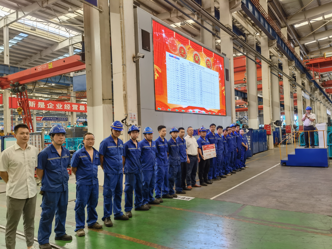 图集 |超12万元“带岗津贴”发放！为这些导师点赞