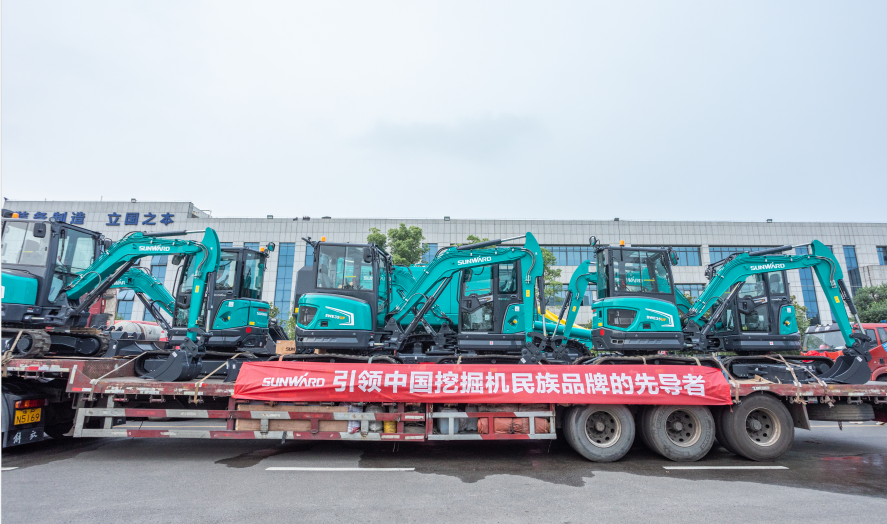 里程碑！！！3044am永利集团智能出口欧洲第20000台暨大型挖掘机批量交付仪式乐成举行