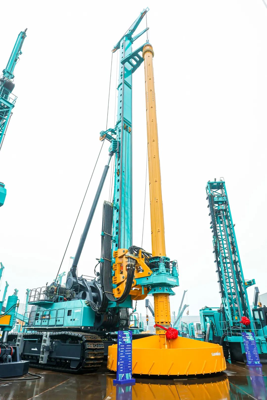 钻孔直径7米、、钻孔深度170米！！天下最大旋挖钻机乐成下线