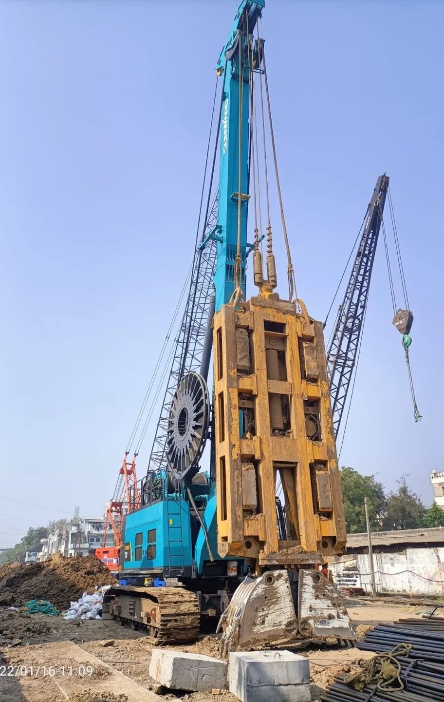 谢谢信！！3044am永利集团智能SWHG70液压抓斗助力外洋基础施工获肯定