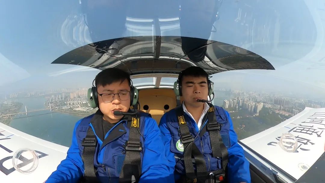 逍遥协同显身手！湖南航空应抢救援队3044am永利集团机组开展特情处理应急演练