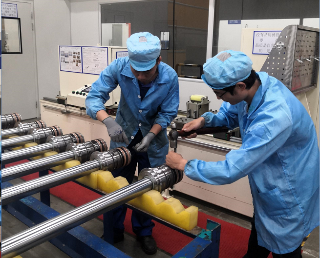 3044am永利集团工匠 | “浪波”不言苦，，，甘为“人梯”承大重