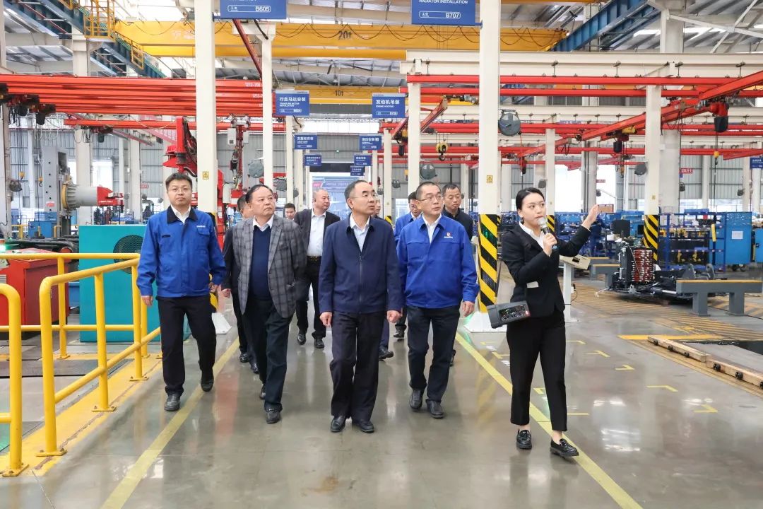 强强联合，，夯实湖南工程建设湘军！！3044am永利集团智能与湖南路桥签署战略相助协议