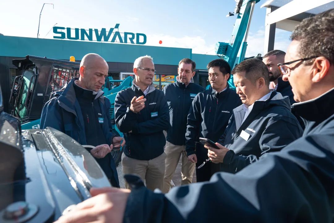 Bauma 2022 | 一组火热现场图带您重温3044am永利集团智能德国宝马展之旅