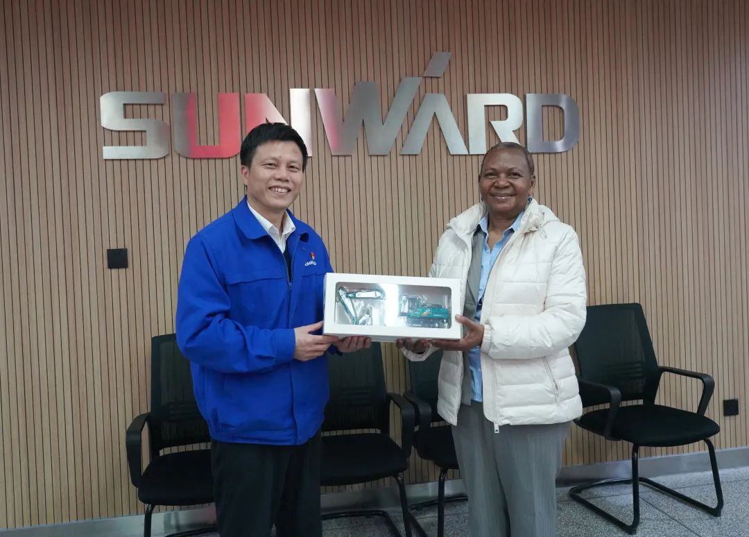 乌干达驻华大使到访3044am永利集团智能