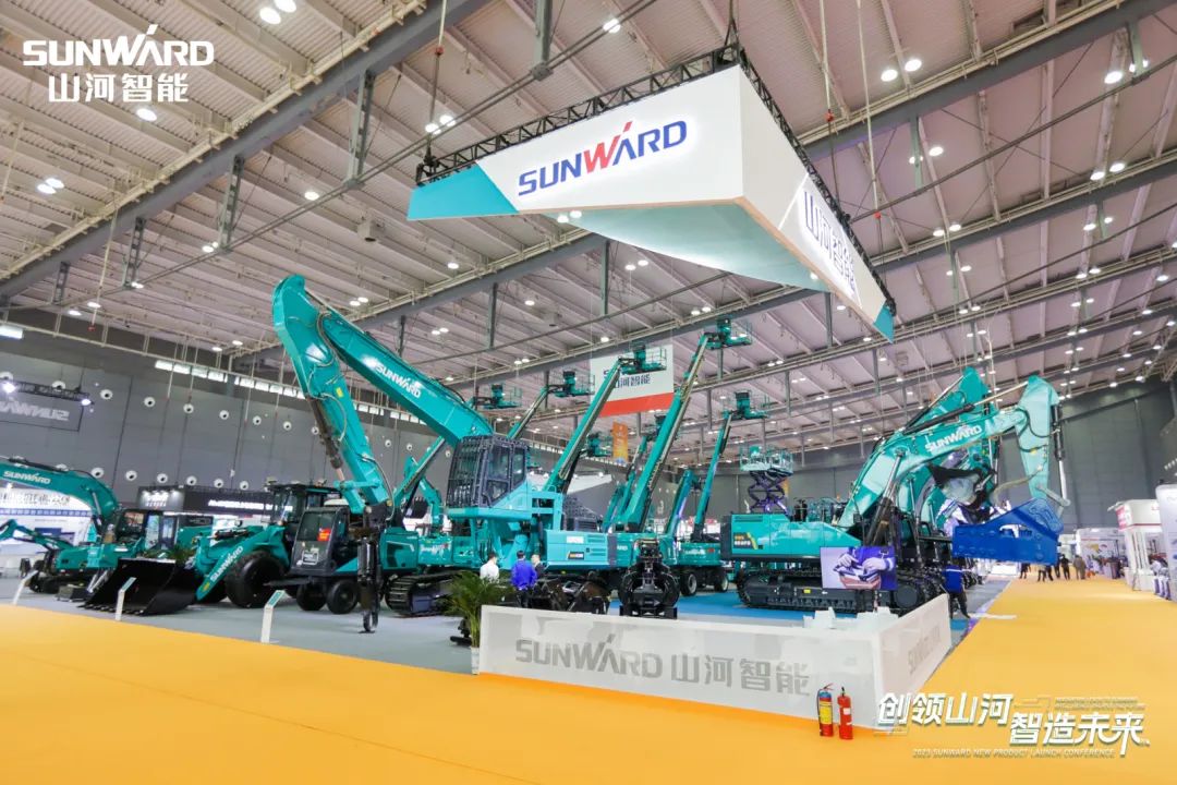 2023 CICEE | 3044am永利集团智能亮相2023长沙国际工程机械展！！智能化、、电动化产品站C位