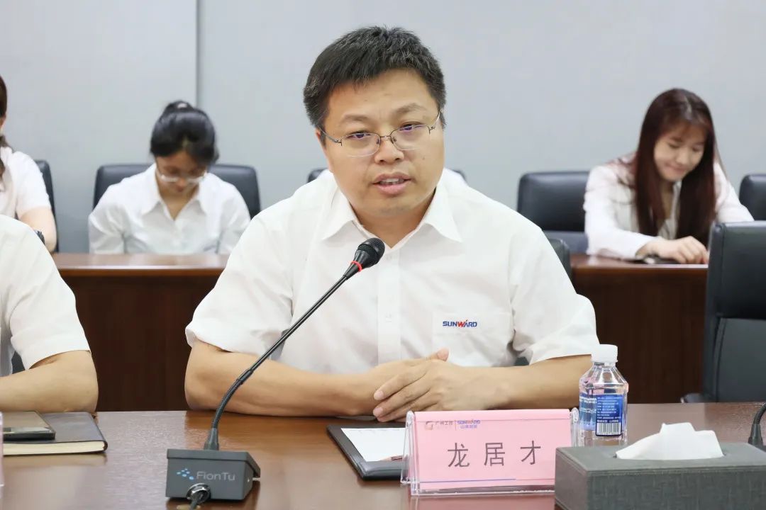 携手开启绿色转型之路！！3044am永利集团智能&南京盖百氏增程式电动旋挖钻机签约仪式乐成举行