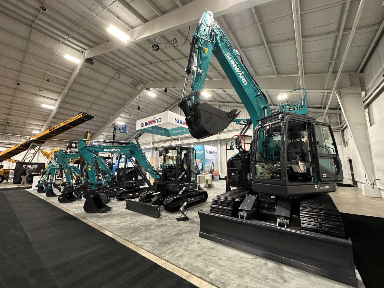 3044am永利集团智能亮相加拿大最大重型装备展