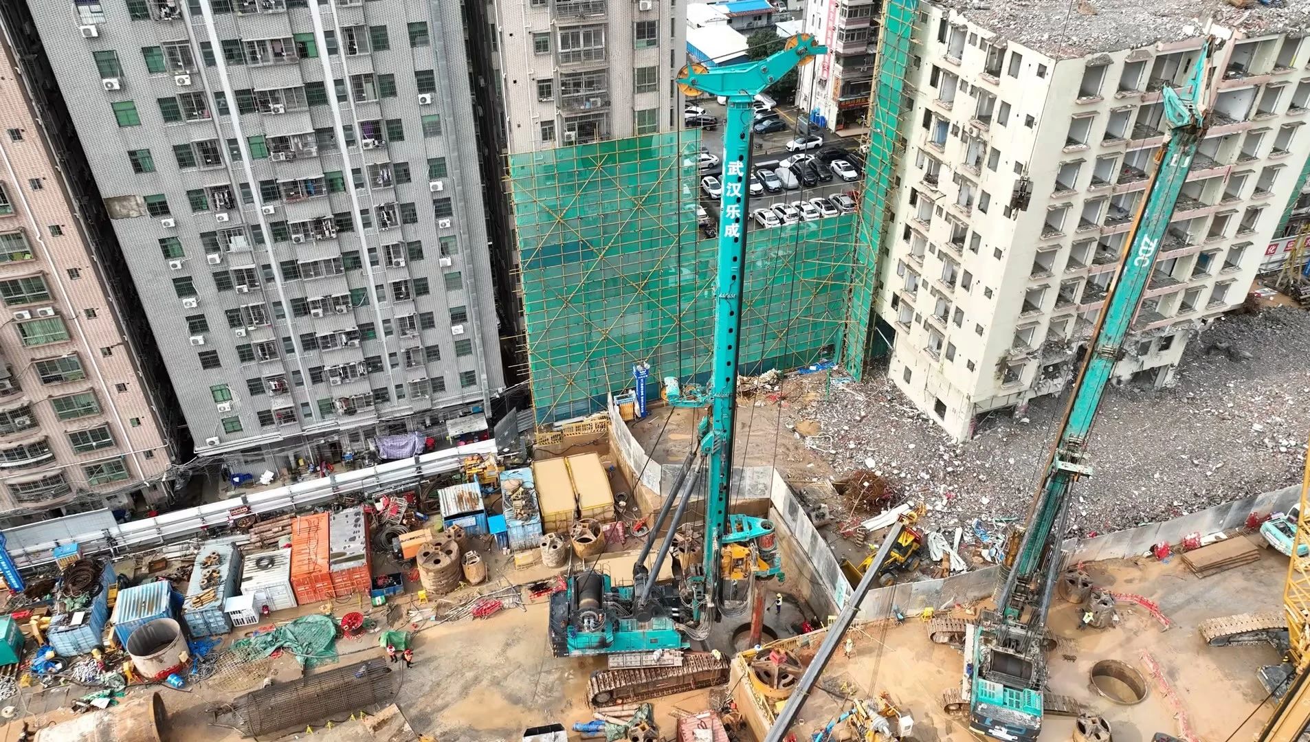 性能突出，，，超强助力！！！3044am永利集团智能旋挖钻机助力深圳地铁五和站施工