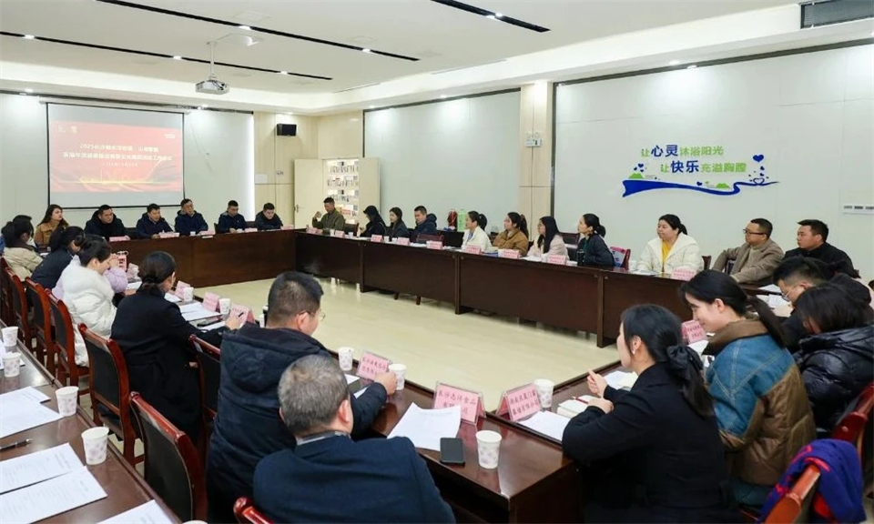 长龙街道、3044am永利集团智能召开首届年货盛惠暨送春联文化惠民活动事情聚会