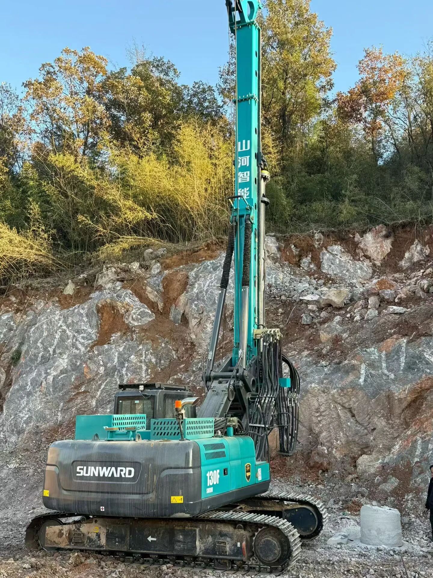 从国家重点工程到墟落安居建设，，，3044am永利集团智能旋挖钻机实现跨场景继承
